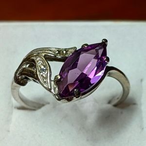 10K Amethyst & Diamond Ring. Size 7